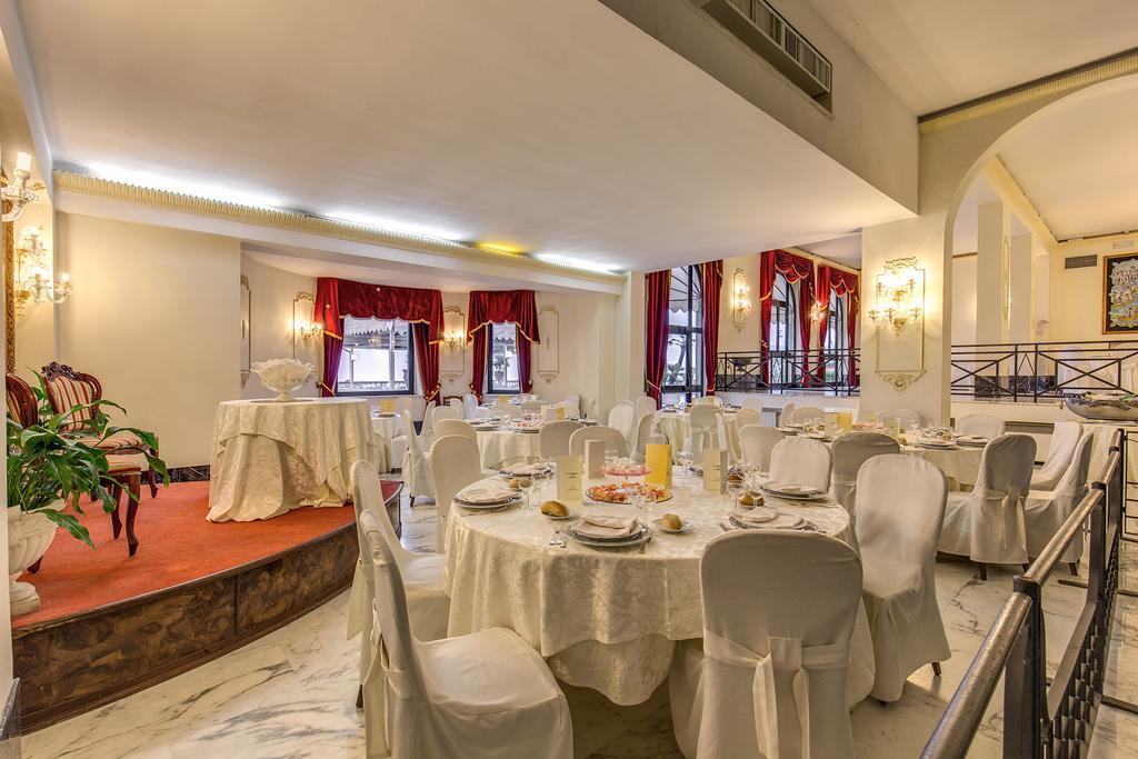 Hotel Castel Vecchio Кастель-Гандольфо Экстерьер фото