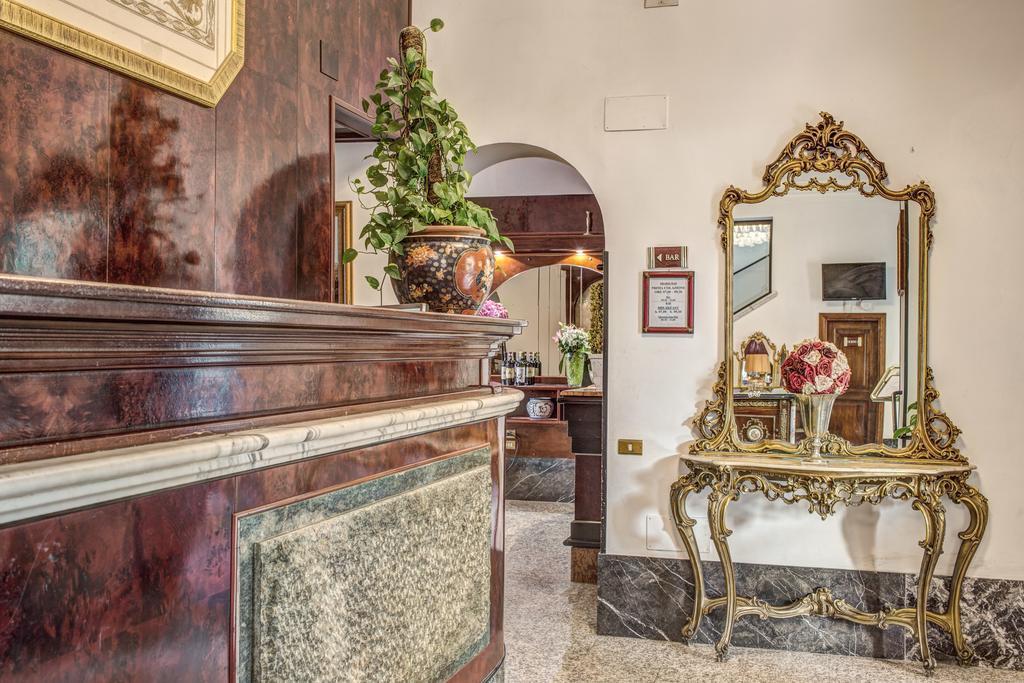 Hotel Castel Vecchio Кастель-Гандольфо Экстерьер фото