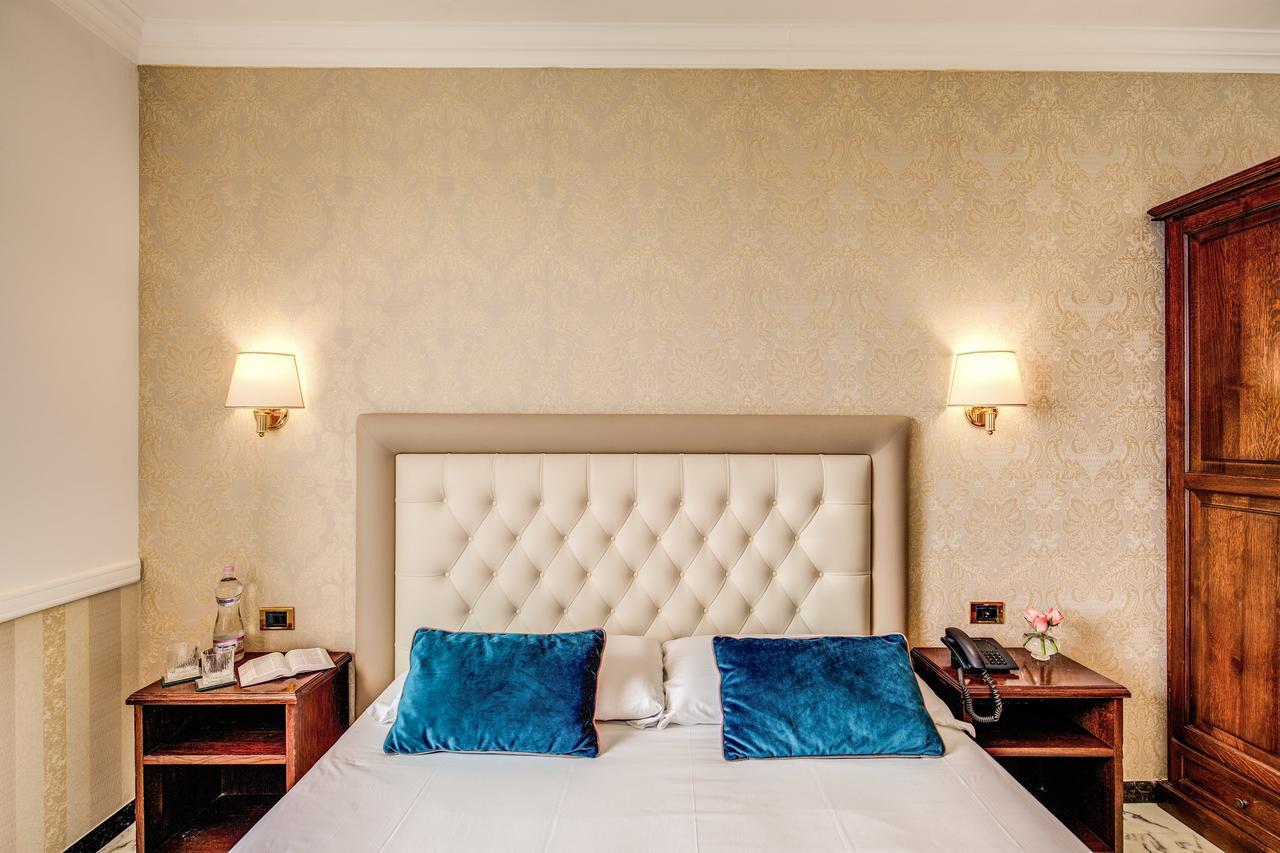 Hotel Castel Vecchio Кастель-Гандольфо Экстерьер фото