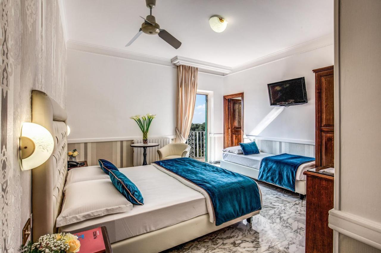 Hotel Castel Vecchio Кастель-Гандольфо Экстерьер фото